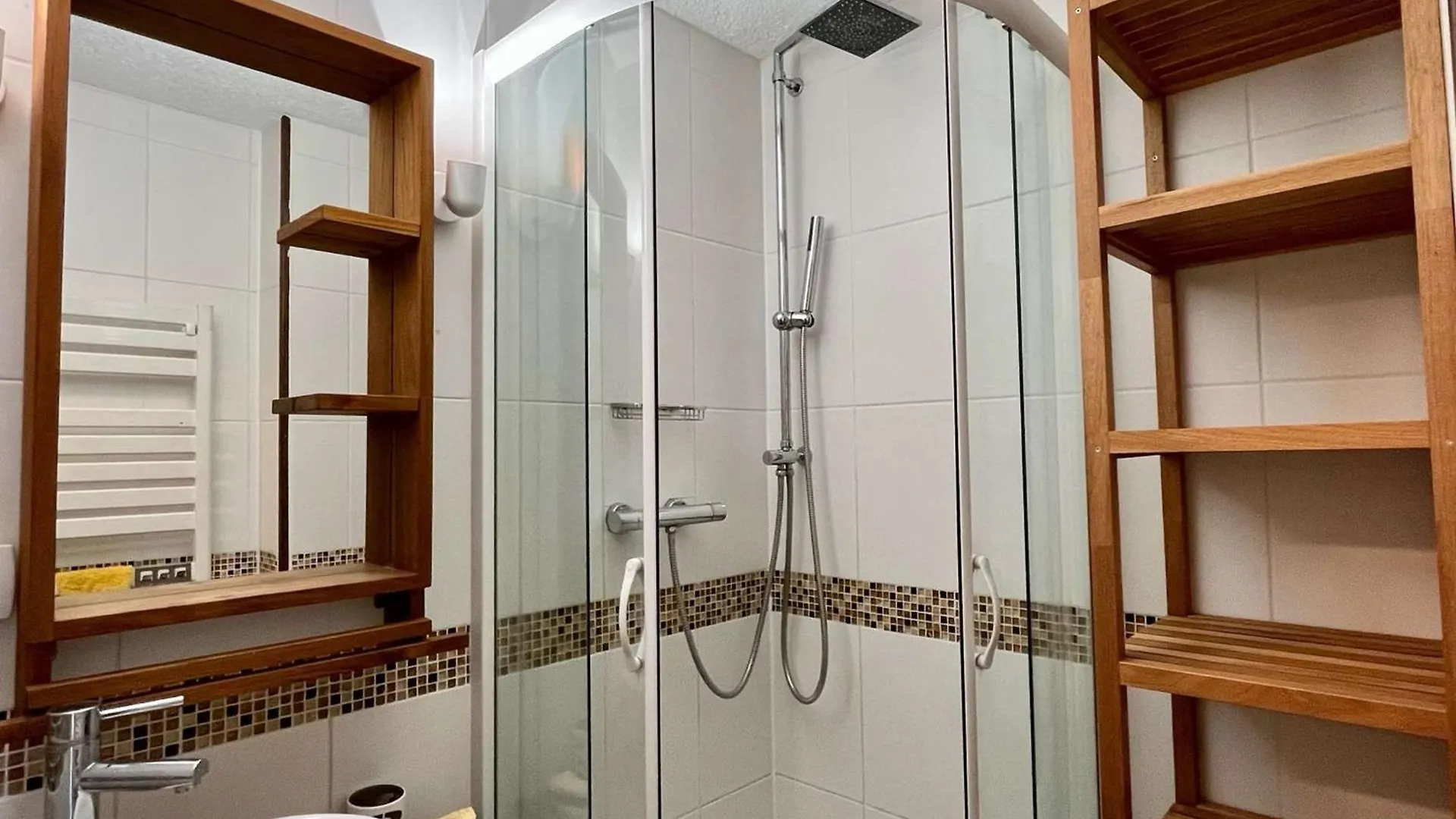 Appartement 2 Pieces Pour 5 Pers. A L'Alpe D'Huez, Proche Commerces Et Telecabine, Animaux Admis - Fr-1-405-346 Apartment
